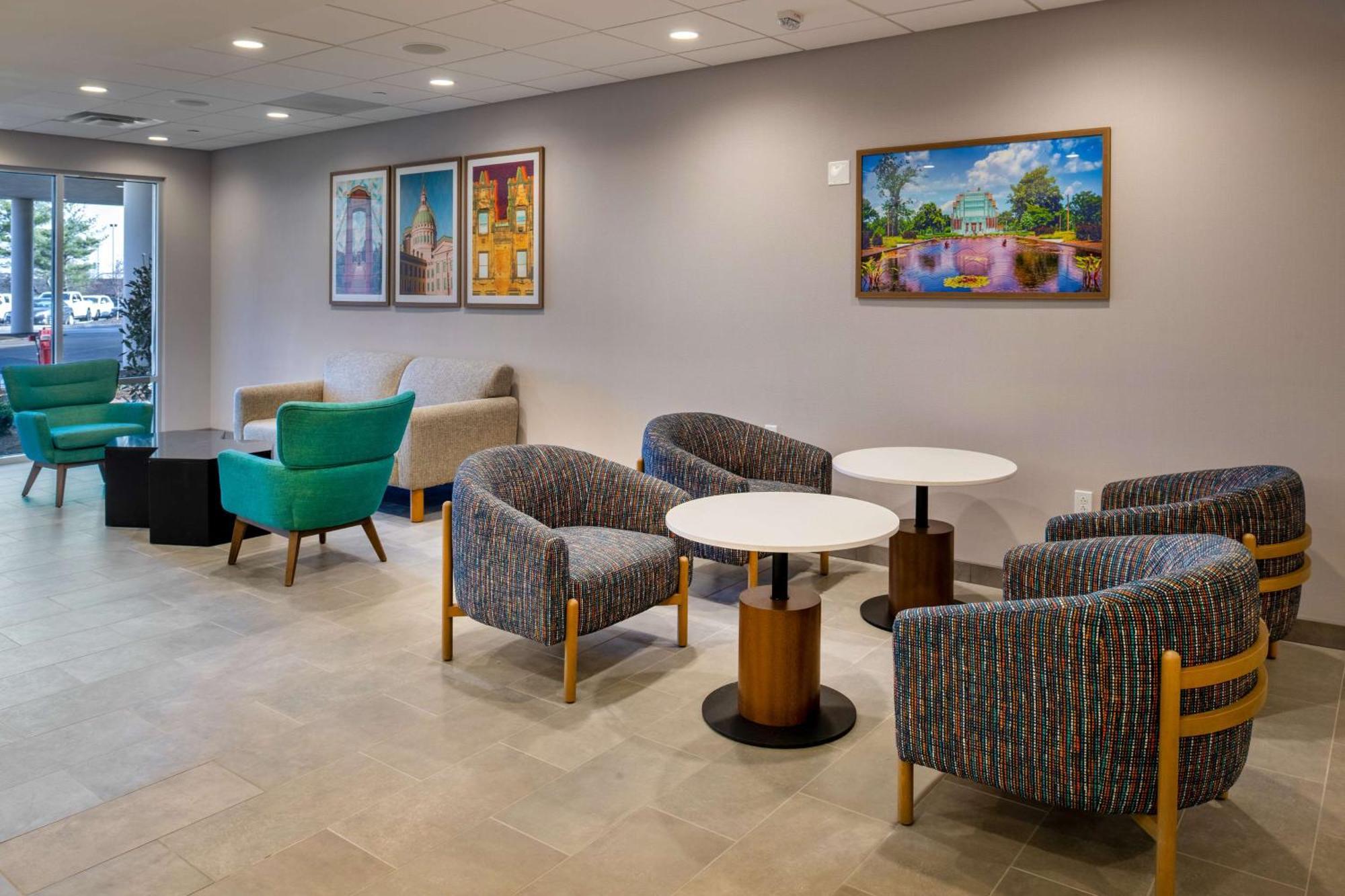 Hampton Inn By Hilton St Louis Airport Woodson Terrace Buitenkant foto