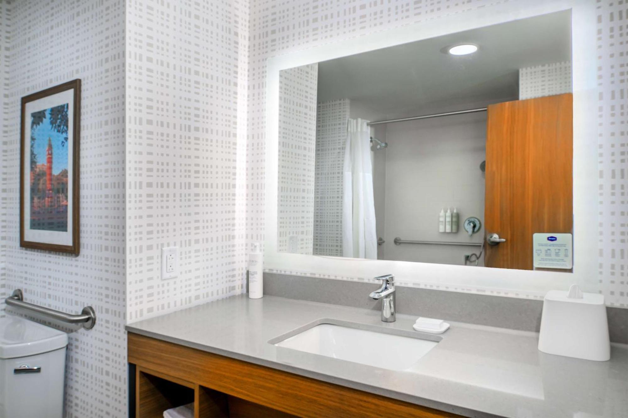 Hampton Inn By Hilton St Louis Airport Woodson Terrace Buitenkant foto