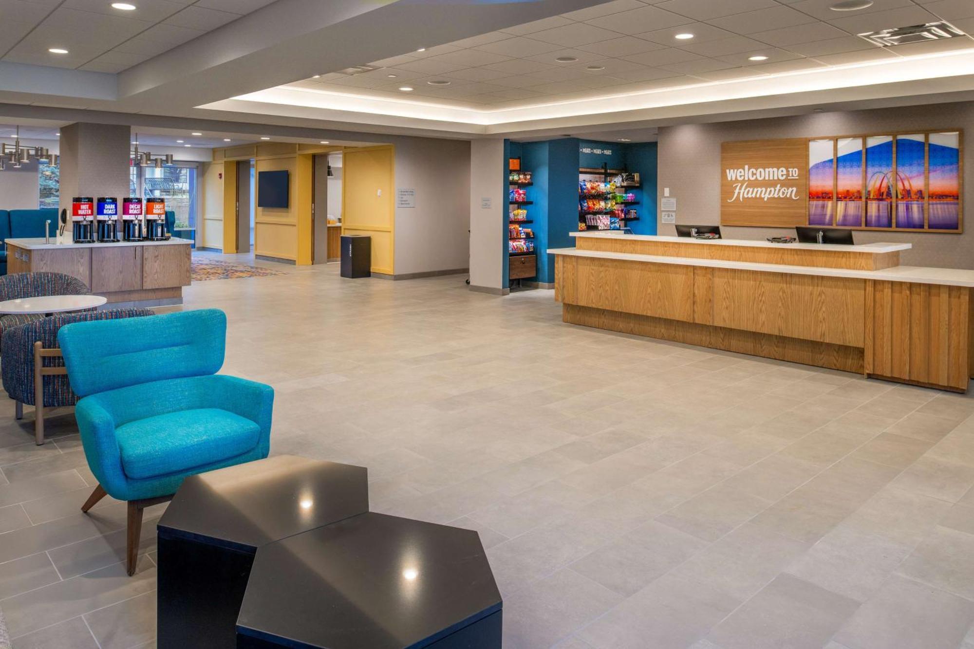 Hampton Inn By Hilton St Louis Airport Woodson Terrace Buitenkant foto